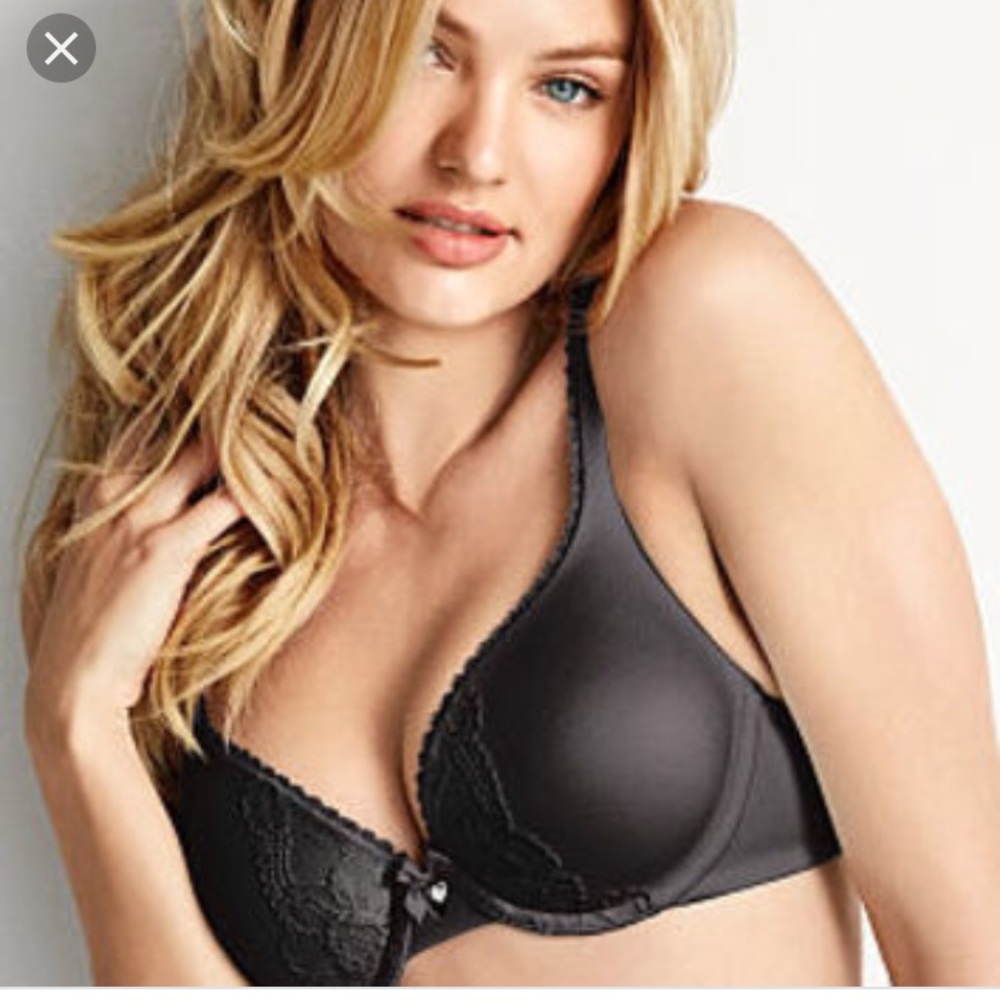 Victoria Secret Black bra 32C body by Victoria